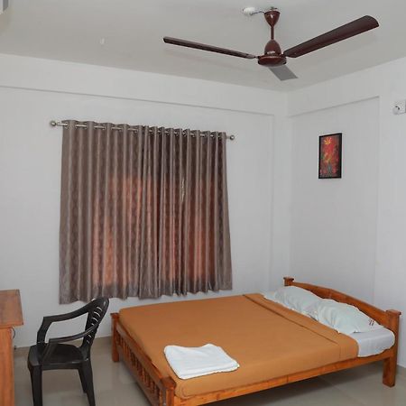 Sivaranjini Tourist Villa Guruvāyūr Exterior foto